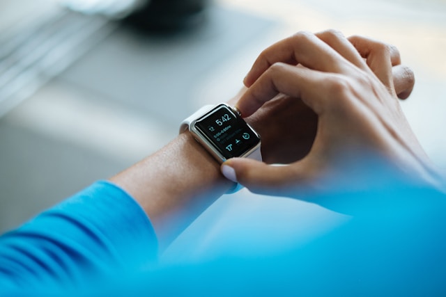 Apple to circulate it\'s loaded new features to its watches this year watch imag